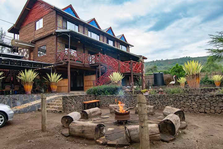 Outdoor Kitchen & Firepit